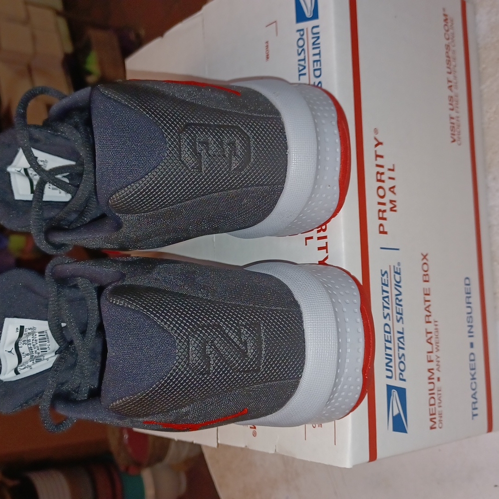 Jordan B fly - Picture 3 of 9